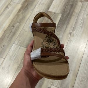 Sandals: Brand New